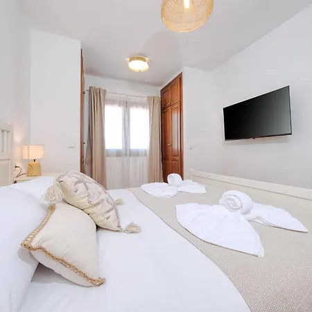 Lanzarote Paradise - Private Pool, Air-con And Bbq By Lanzarote 別荘 *