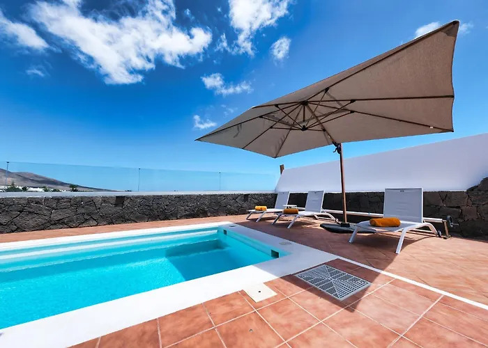 Lanzarote Paradise - Private Pool, Air-con And Bbq By Lanzarote