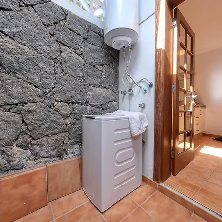 Lanzarote Paradise - Private Pool, Air-con And Bbq By Lanzarote * Playa Blanca (Lanzarote)