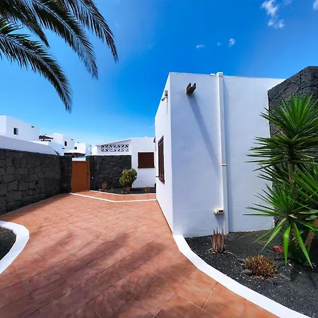 Lanzarote Paradise - Private Pool, Air-con And Bbq By Lanzarote Holiday home Playa Blanca (Lanzarote)