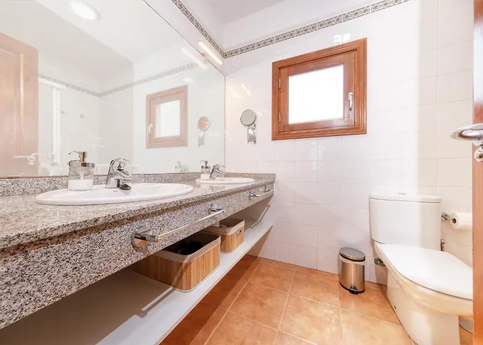 Lanzarote Paradise - Private Pool, Air-con And Bbq By Lanzarote Prázdninový dům *